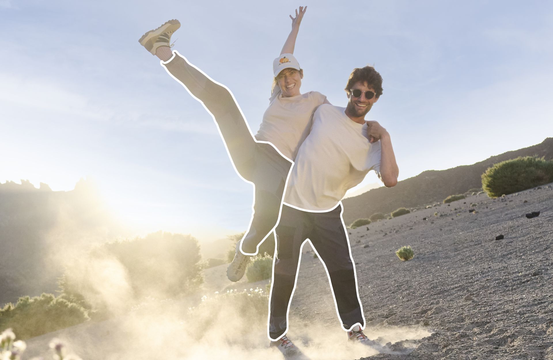 Trekking, Hose, Sneaker, Cap, Lächelnd